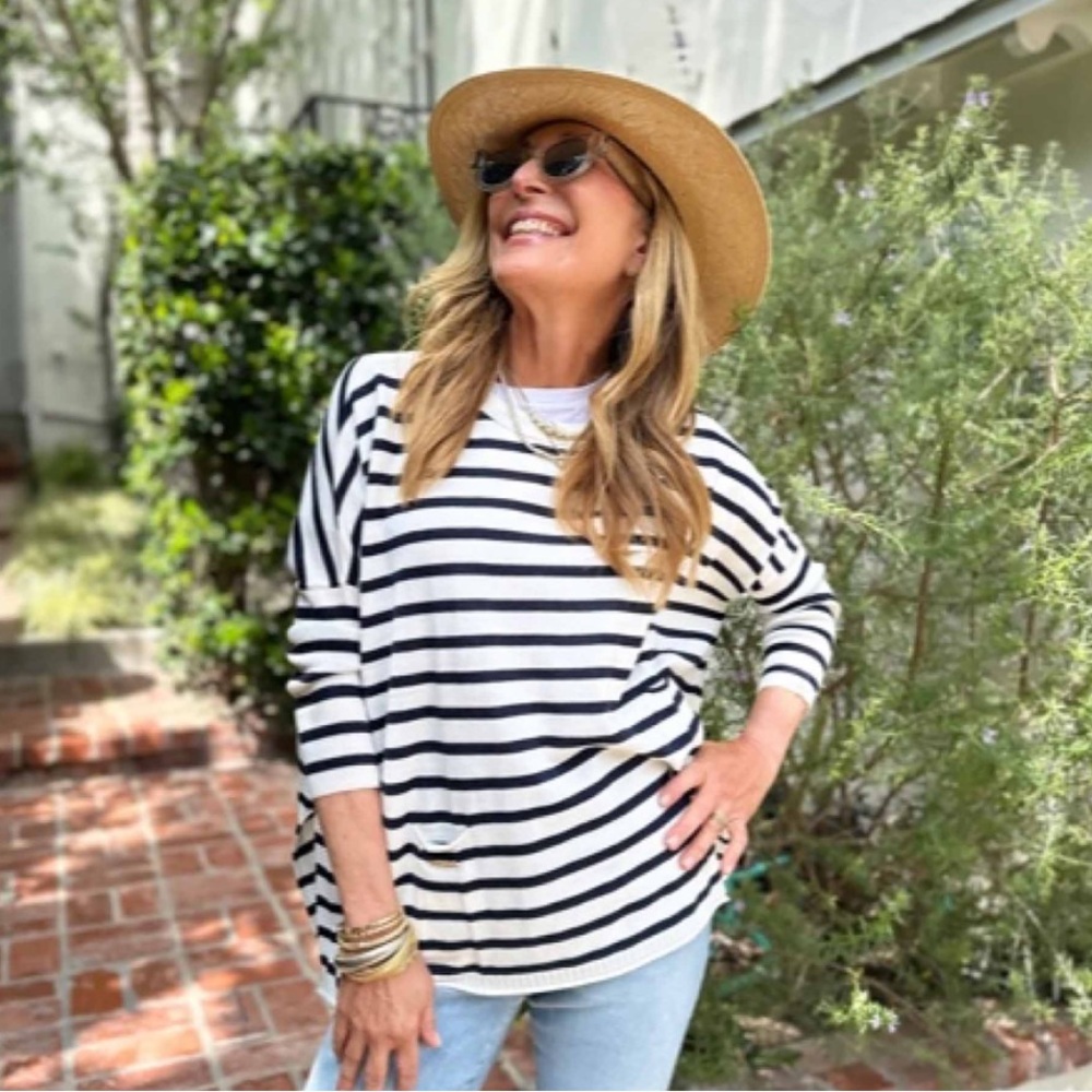 Mersea Catalina Navy Stripe Sweater Poncho Top. EUC. One Size.
